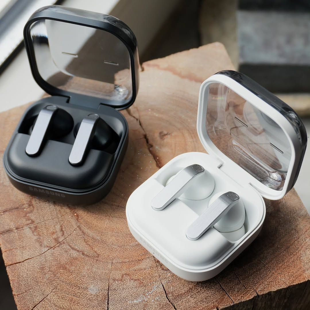 Samsung Buds 4 Pro 1:1 - Image 2